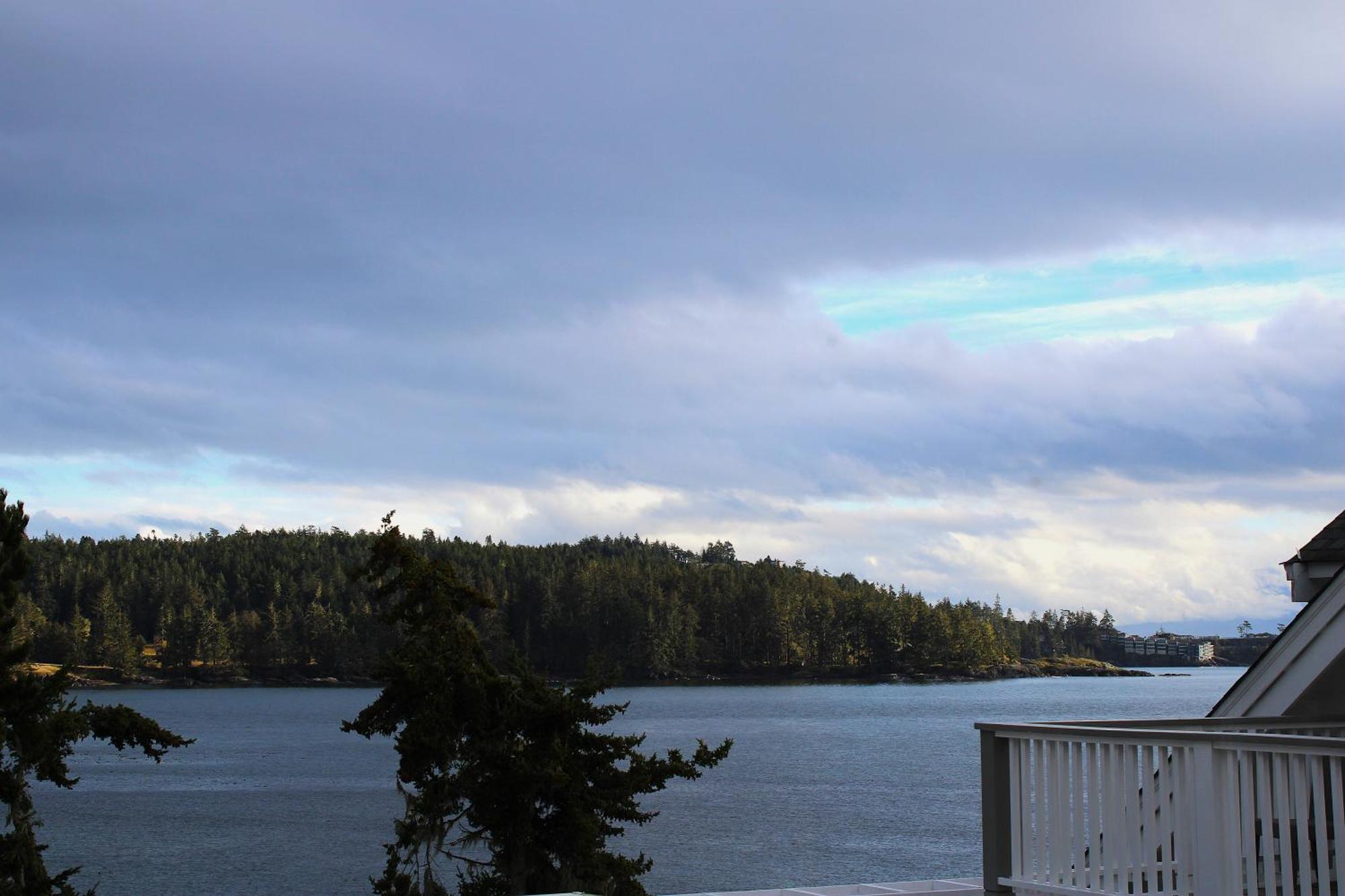 Отель Sooke Harbour House Экстерьер фото
