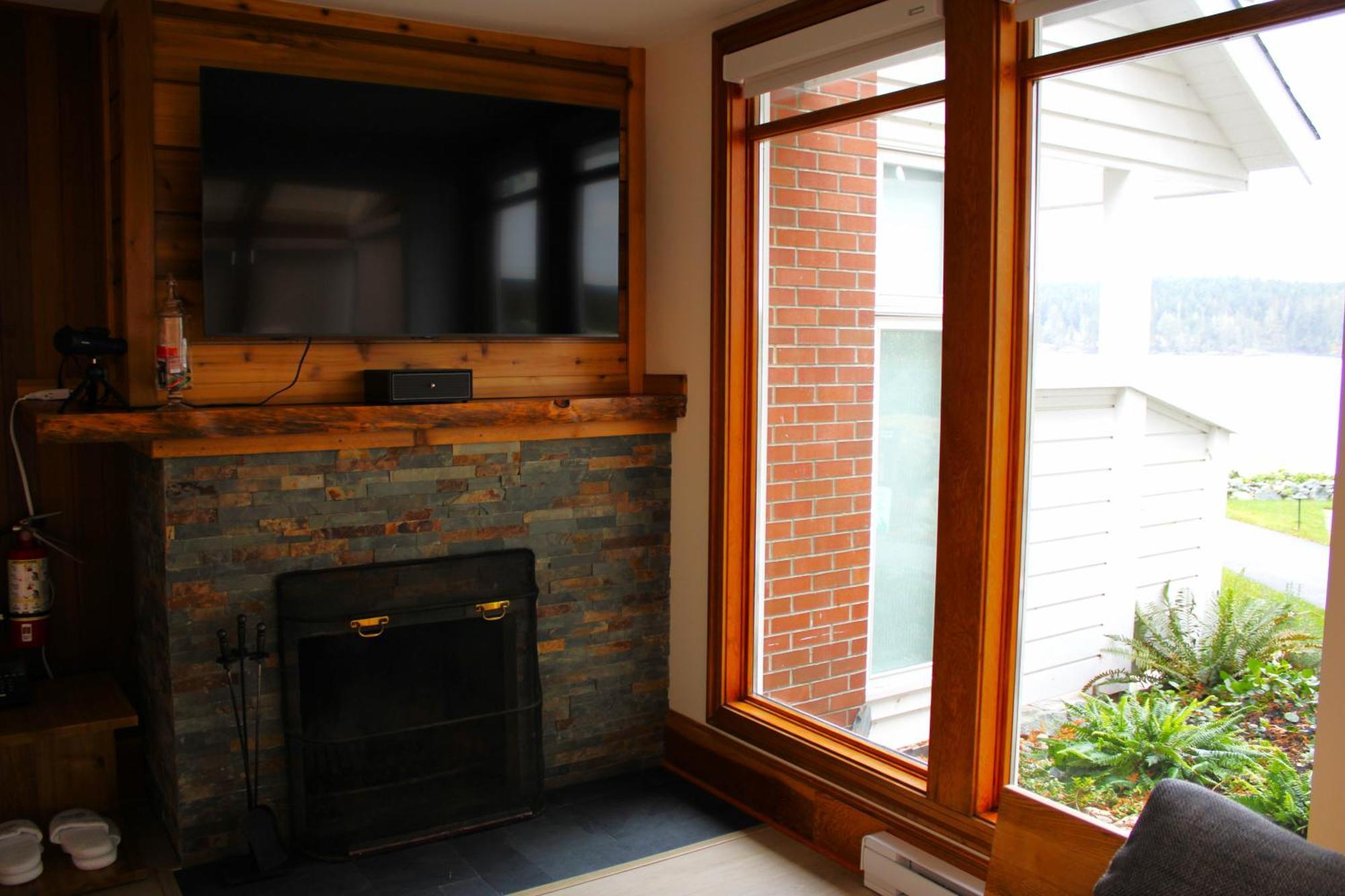Отель Sooke Harbour House Экстерьер фото