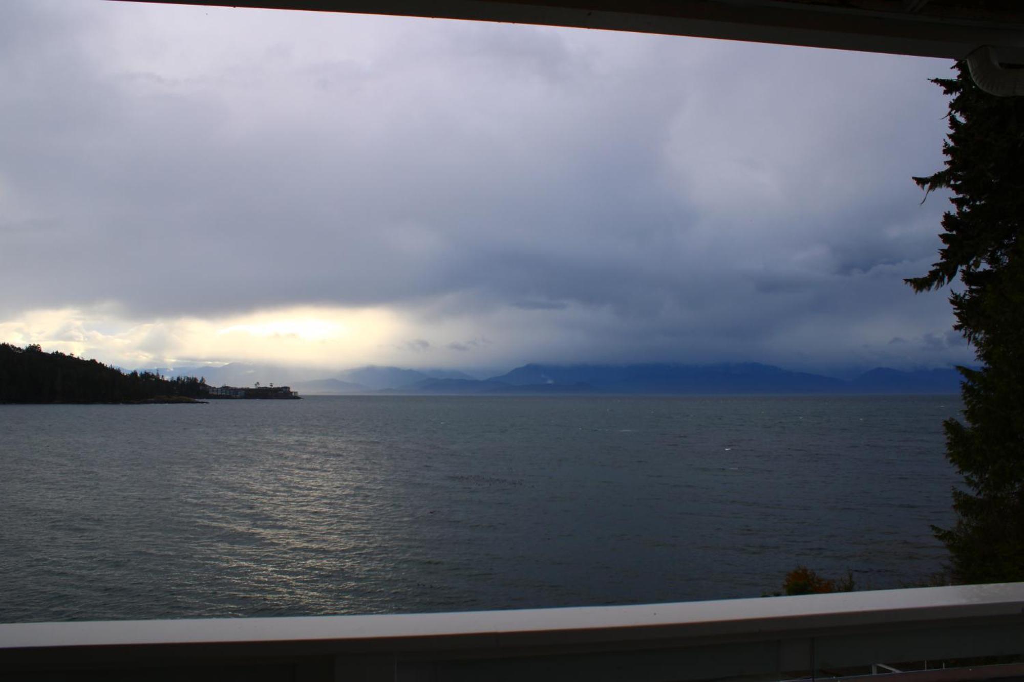 Отель Sooke Harbour House Экстерьер фото