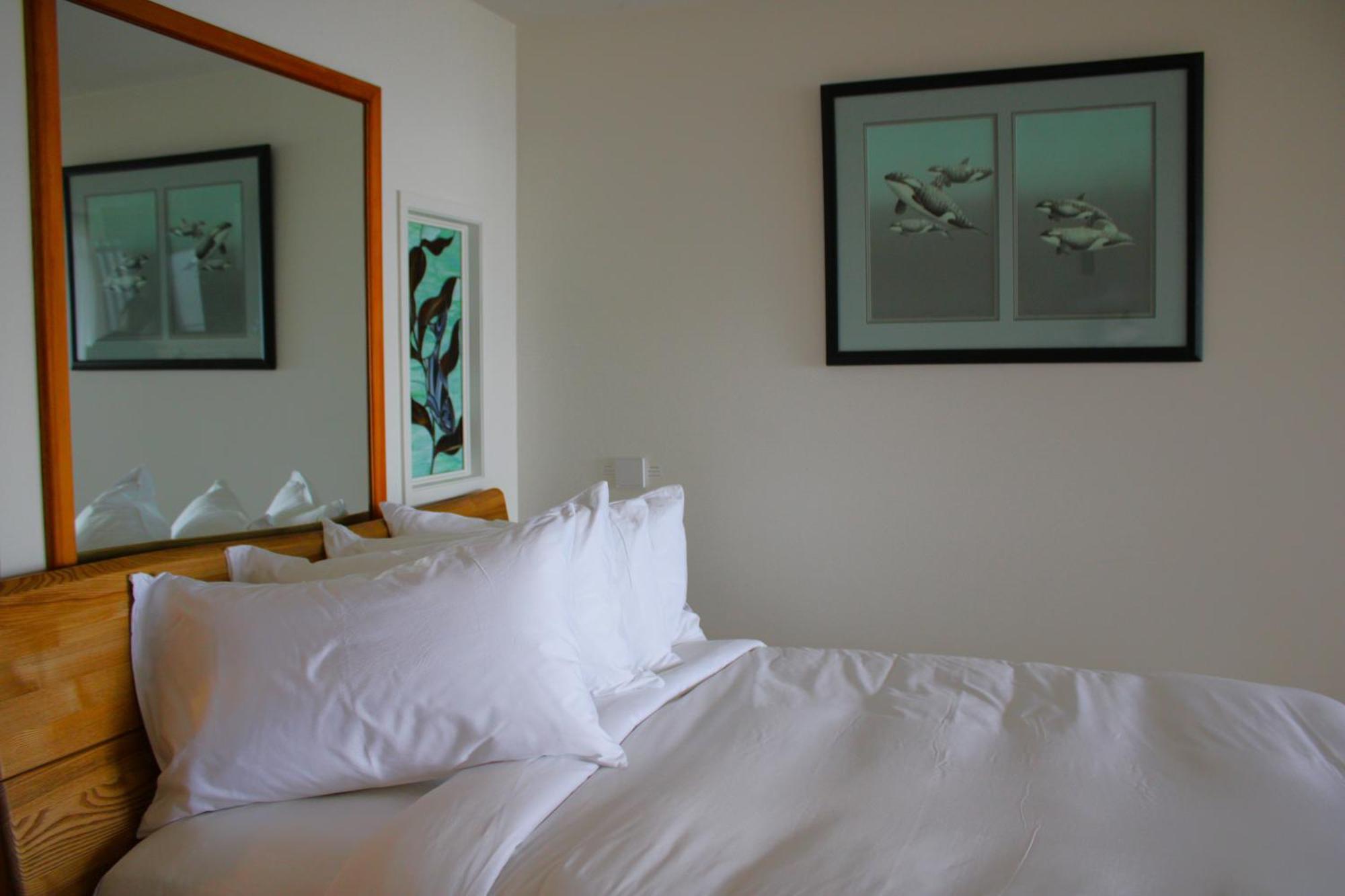 Отель Sooke Harbour House Экстерьер фото