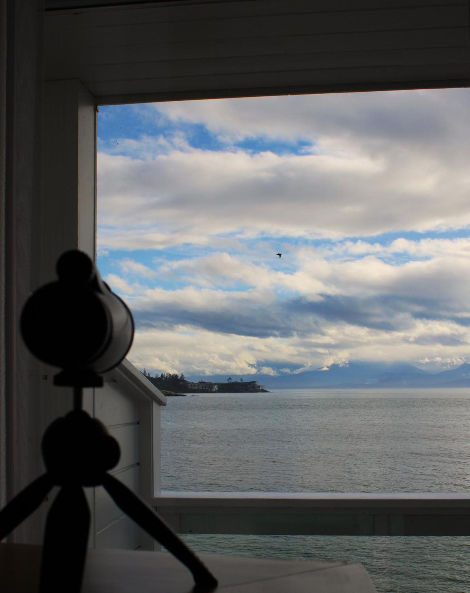 Отель Sooke Harbour House Экстерьер фото